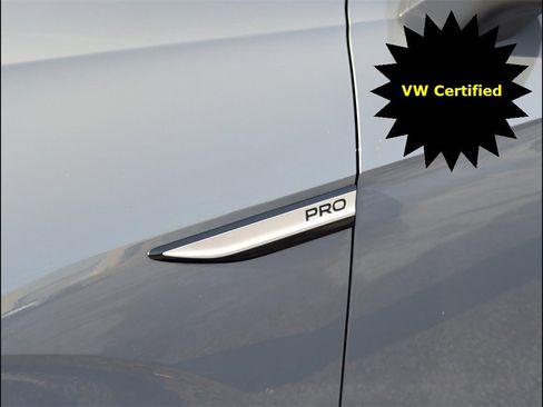 Certified 2024 Volkswagen ID.4 Pro image 20