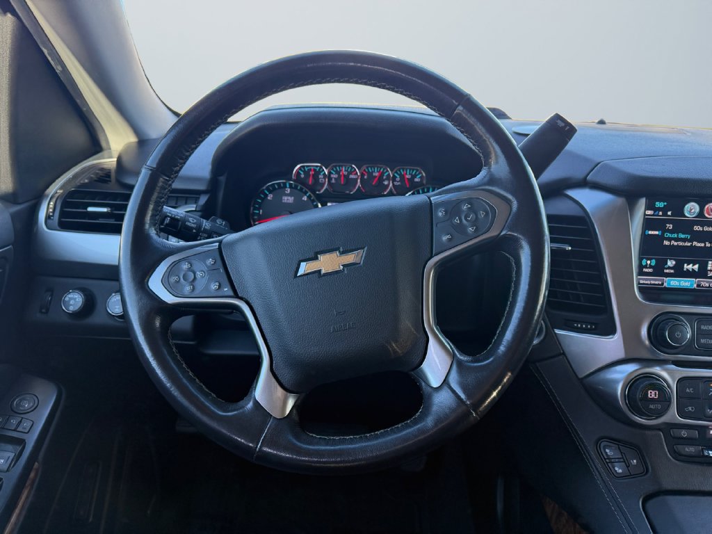Used 2020 Chevrolet Suburban Premier AWD/4WD image 12
