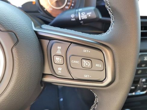 New 2026 Jeep Gladiator Sport AWD/4WD image 30
