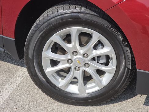 Used 2018 Chevrolet Equinox LT FWD image 10