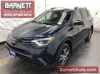 Used 2018 Toyota RAV4 LE w/ All Weather Liner Package image 1