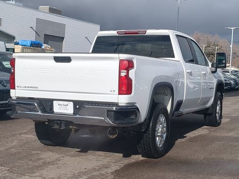 Used 2023 Chevrolet Silverado 2500 LT image 3
