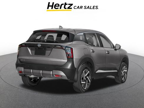 Used 2026 Nissan Kicks SV w/ Cold Weather Package AWD/4WD image 2