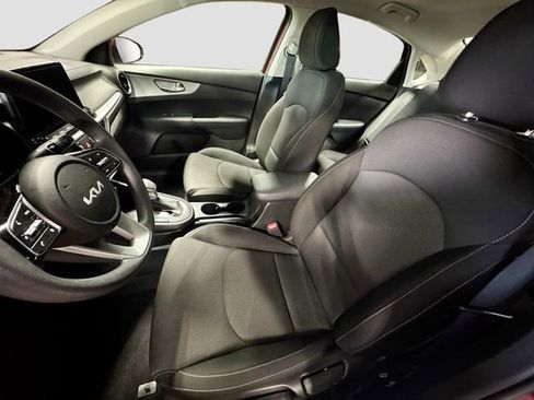 Used 2023 Kia Forte LXS w/ LXS Technology Package image 20
