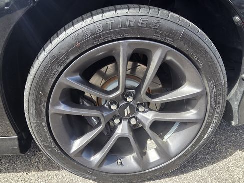 Used 2020 Dodge Charger Scat Pack w/ Plus Group RWD image 9