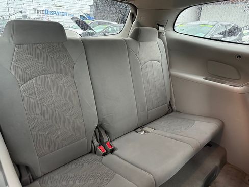 Used 2017 Buick Enclave Convenience FWD image 17