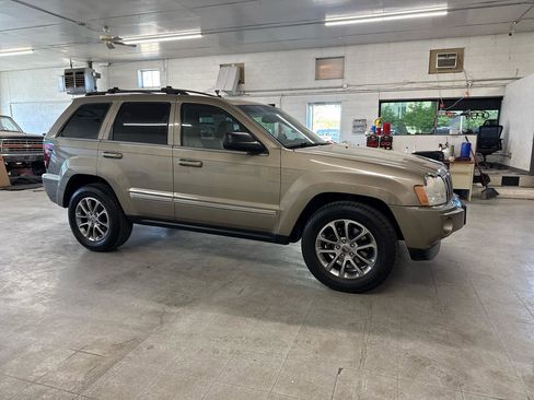 Used 2005 Jeep Grand Cherokee Limited image 5