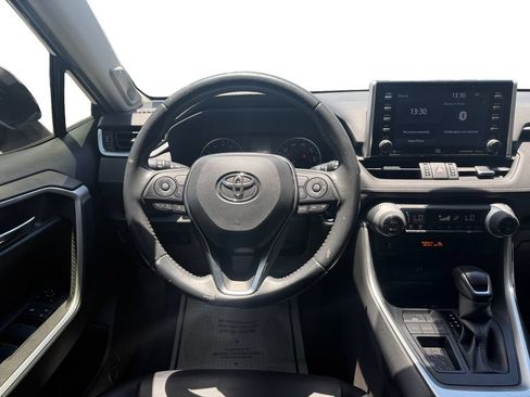 Used 2019 Toyota RAV4 XLE Premium w/ Advanced Technology Package FWD image 12