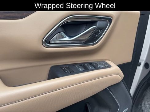 Used 2024 Chevrolet Suburban Premier image 14