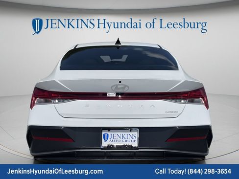 New 2026 Hyundai Elantra Limited FWD image 5