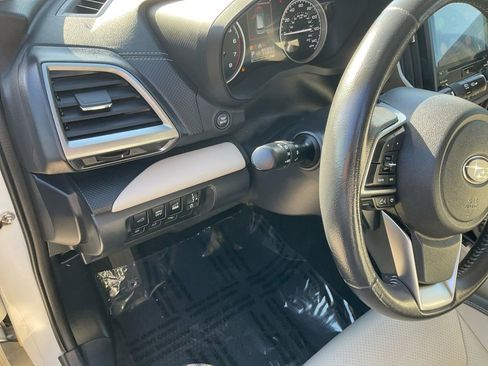 Used 2022 Subaru Forester Limited image 14