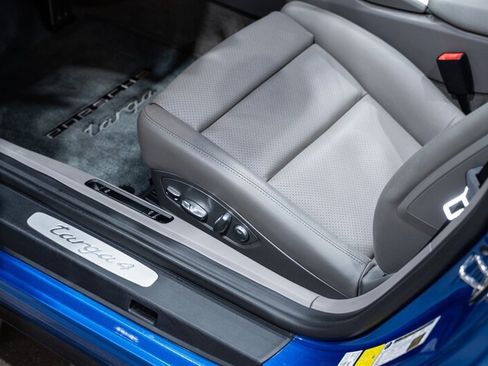 Used 2015 Porsche 911 Targa 4 AWD/4WD image 26