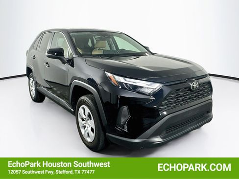Used 2025 Toyota RAV4 LE FWD image 1