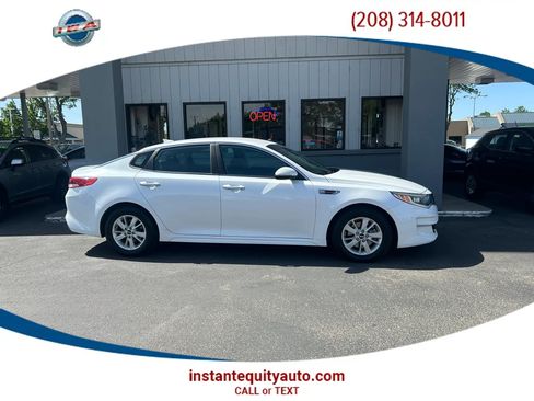 Used 2018 Kia Optima LX FWD image 1
