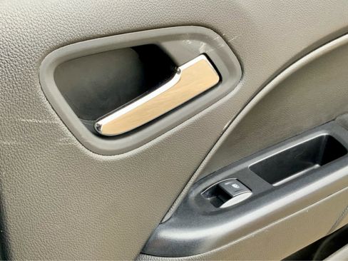 Used 2020 Chevrolet Colorado LT image 55