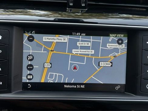 Used 2018 Jaguar F-PACE Prestige image 27