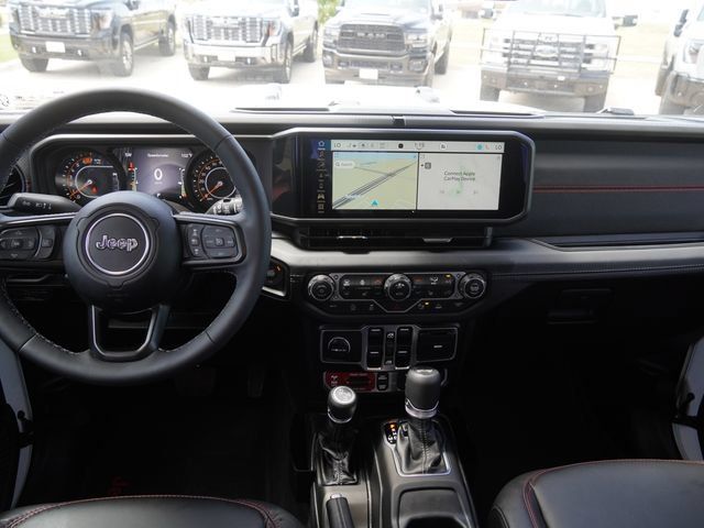 Used 2026 Jeep Wrangler Unlimited Rubicon AWD/4WD image 5