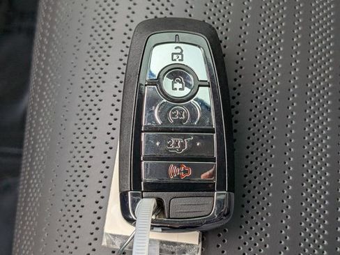 New 2026 Lincoln Nautilus Reserve image 27