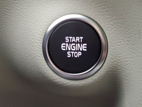 Certified 2026 Volvo XC40 B5 Plus w/ Protection Package Premier AWD/4WD image 35