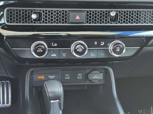 Used 2025 Honda Civic Sport image 11