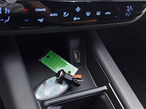 Used 2025 Hyundai Ioniq 6 SE image 14