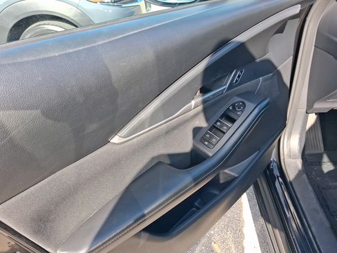 Certified 2024 MAZDA CX-30 AWD 2.5 S image 10