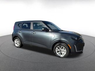Used 2025 Kia Soul LX w/ LX Technology Package FWD video 2