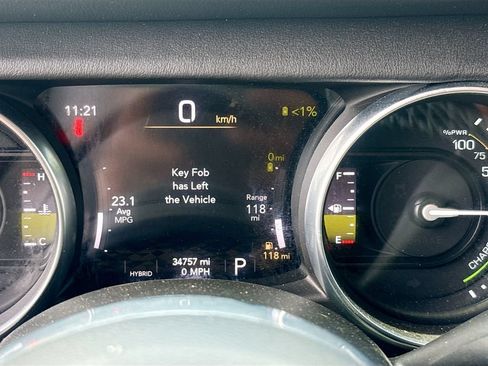 Used 2023 Jeep Wrangler Unlimited Sahara w/ Cold Weather Group AWD/4WD image 13