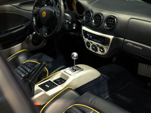 Used 2001 Ferrari 360 Modena RWD image 4