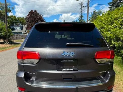 Used 2017 Jeep Grand Cherokee Limited AWD/4WD image 9