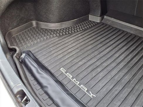 Used 2023 Toyota Camry LE image 70