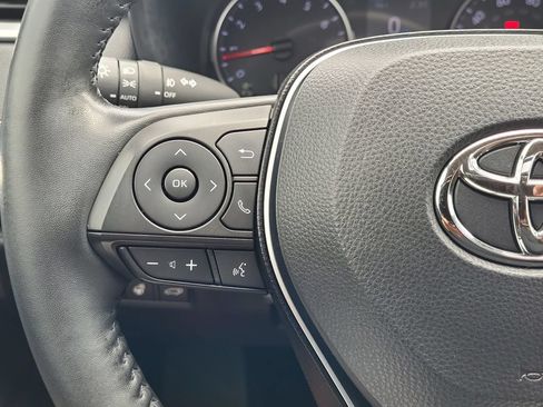 Used 2019 Toyota RAV4 XLE AWD/4WD image 26