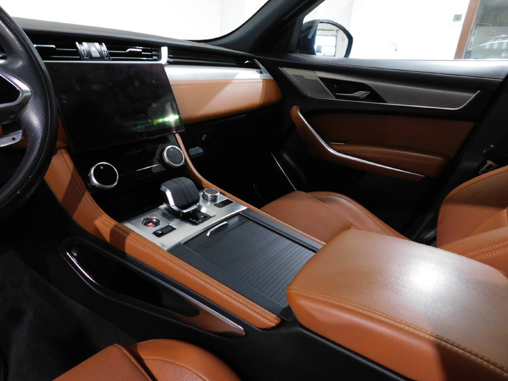Used 2023 Jaguar F-PACE R-Dynamic S AWD/4WD image 57