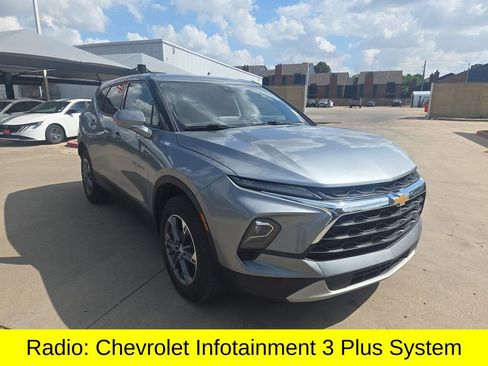Used 2025 Chevrolet Blazer LT AWD/4WD image 5