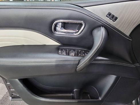 Used 2019 INFINITI QX80 Limited w/ All-Season Package image 14