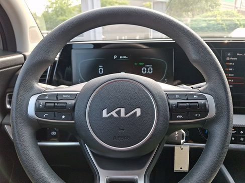 Used 2023 Kia Sportage LX AWD/4WD image 20