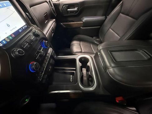 Used 2019 Chevrolet Silverado 1500 High Country AWD/4WD image 82