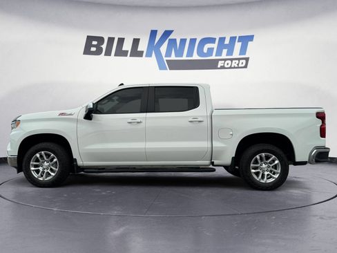Used 2023 Chevrolet Silverado 1500 LT w/ Z71 Off-Road Package AWD/4WD image 2