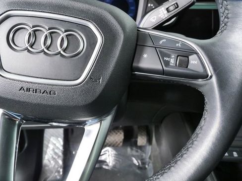 Used 2023 Audi Q3 2.0T Premium w/ Black Optic Sport Package AWD/4WD image 28