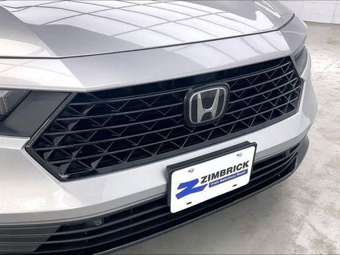 Used 2024 Honda Accord Touring image 31