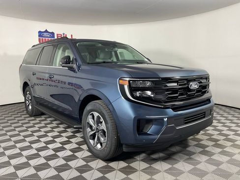 New 2027 Ford Expedition Max Active RWD image 1