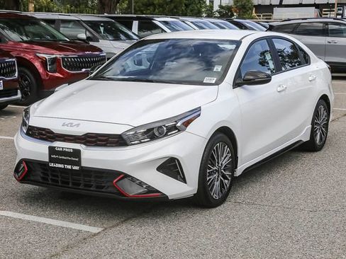 Certified 2023 Kia Forte GT-Line FWD image 5