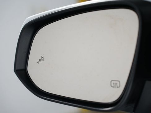 Certified 2024 Toyota Corolla Cross XSE image 27