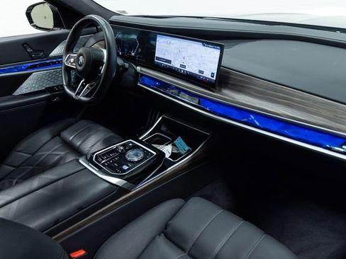 Certified 2023 BMW 760i xDrive w/ Executive Package image 26
