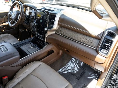 Used 2022 RAM 3500 Limited AWD/4WD image 18