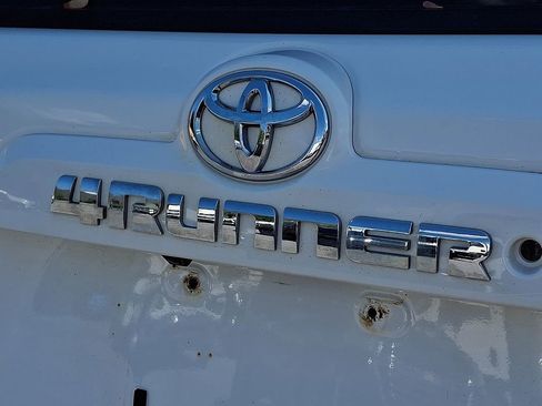 Used 2019 Toyota 4Runner SR5 Premium AWD/4WD image 21