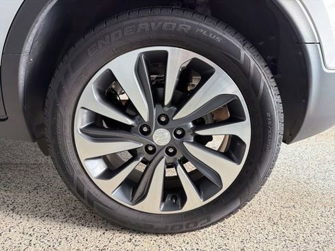 Used 2021 Buick Encore Preferred w/ Safety Package II image 28