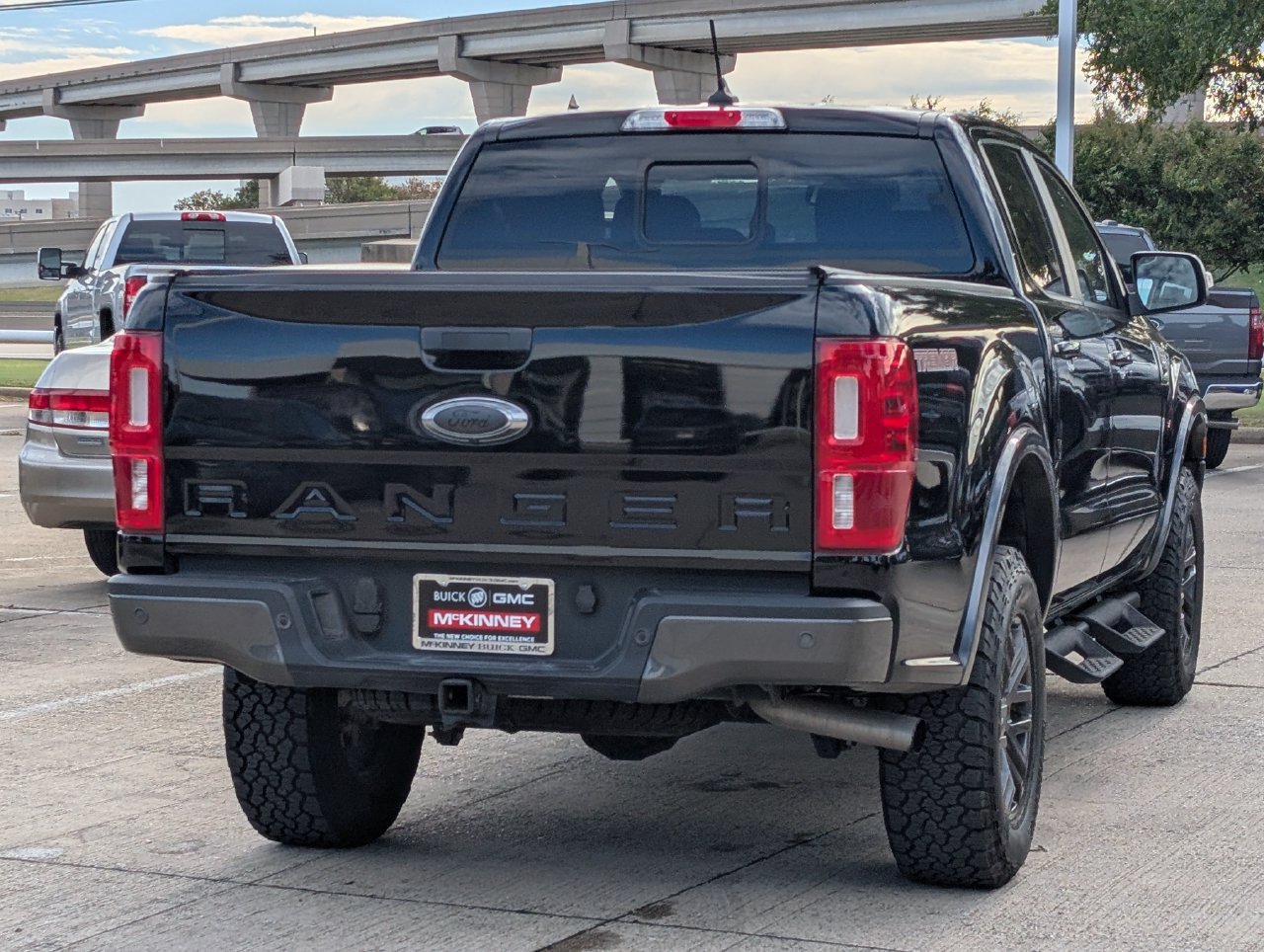 Used 2022 Ford Ranger Lariat w/ Tremor Off-Road Package AWD/4WD image 4