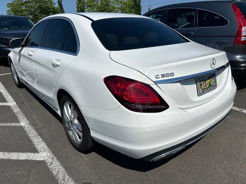 Used 2019 Mercedes-Benz C 300 Sedan image 6