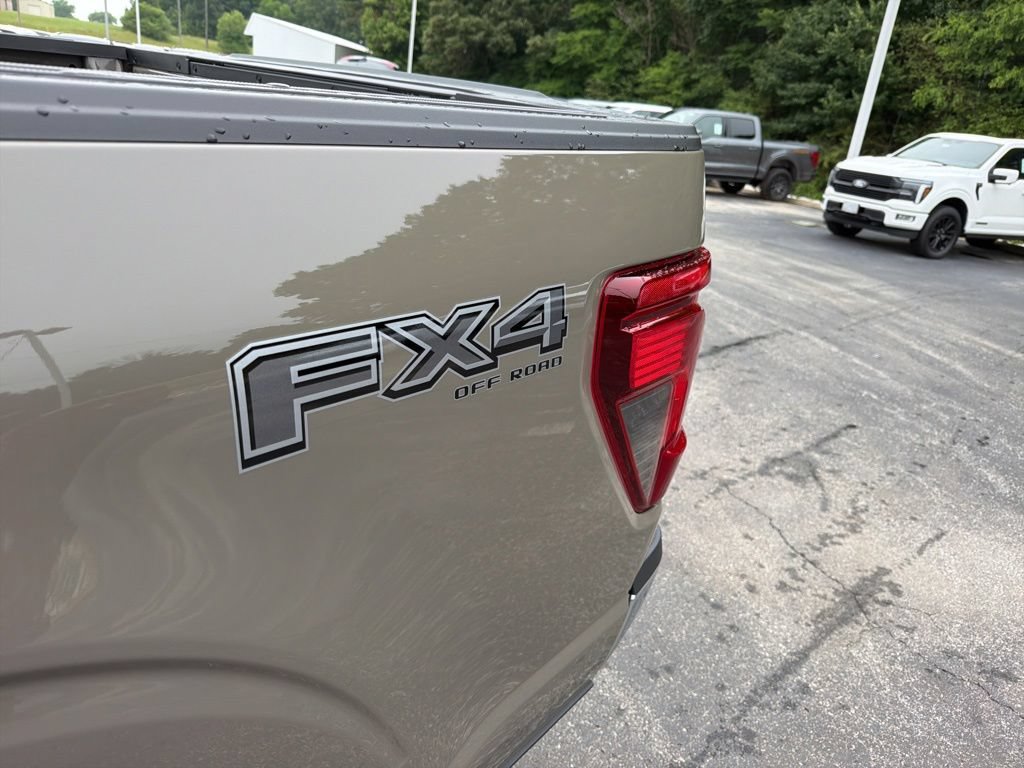 New 2026 Ford F150 XLT w/ Equipment Group 302A MID AWD/4WD image 11